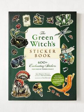 The Green Witch's Sticker Book By Arin Murphy-Hiscock
